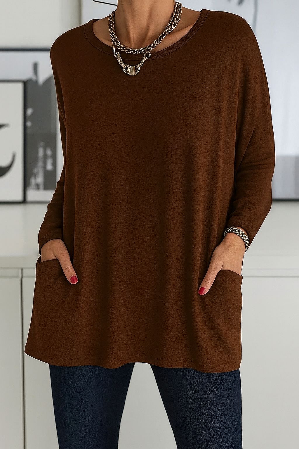 Long "CLOHE" Sweater